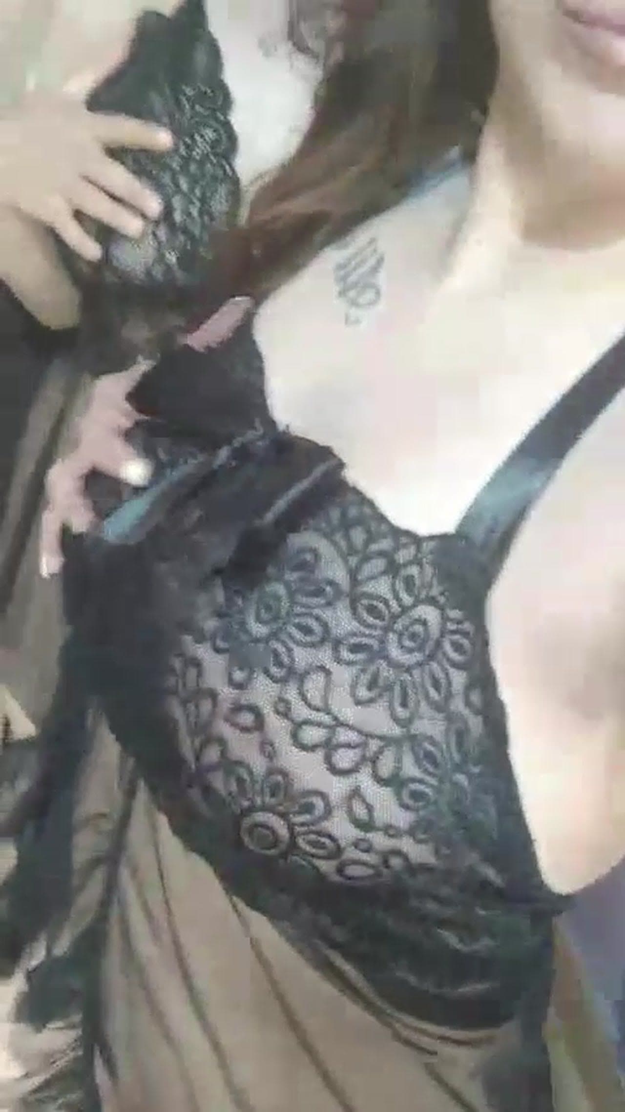 سحاق عربي مص البزاز