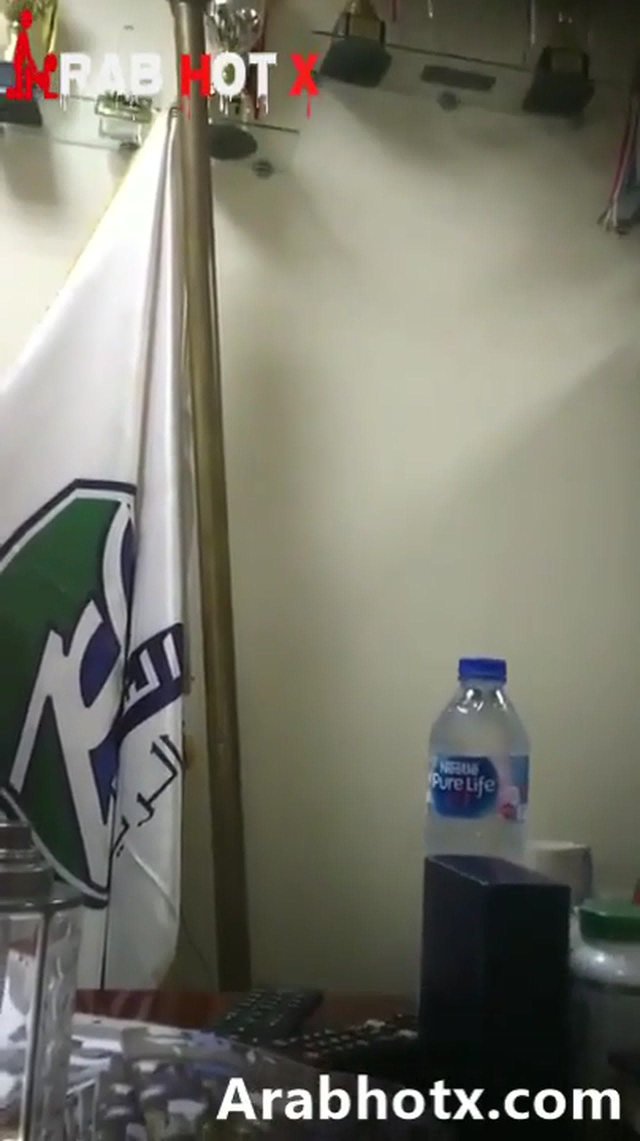 زبك كبير اوي هيدخل ازاي سكس مصري مسرب لبوه محجبه تمص ظبر مديرها و يصورها