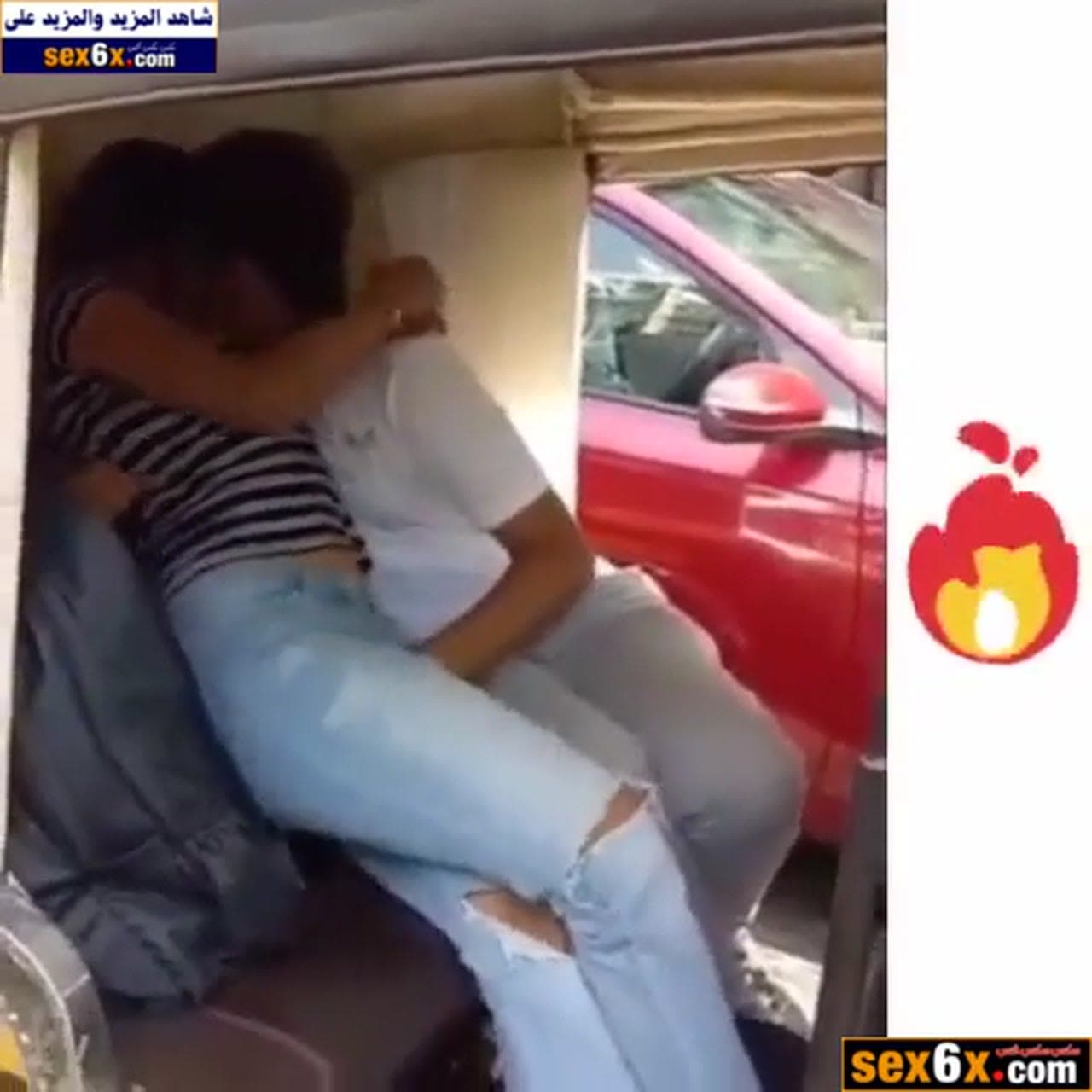 مصمصه وشرمطة مصريه في التوكتوك - سكس مصري فيديو