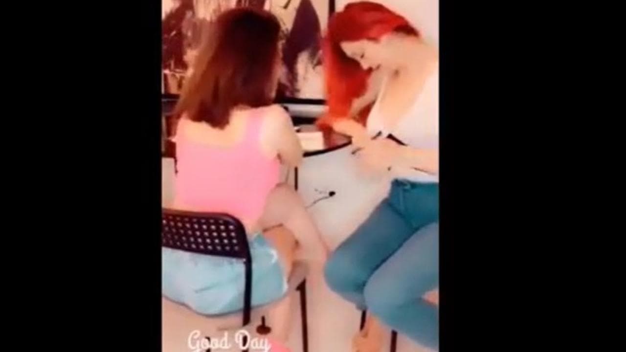 سكس سحاق العمة رولا والطالبة الهائجة فشخين كس بعض هيجان - الجزء الاول