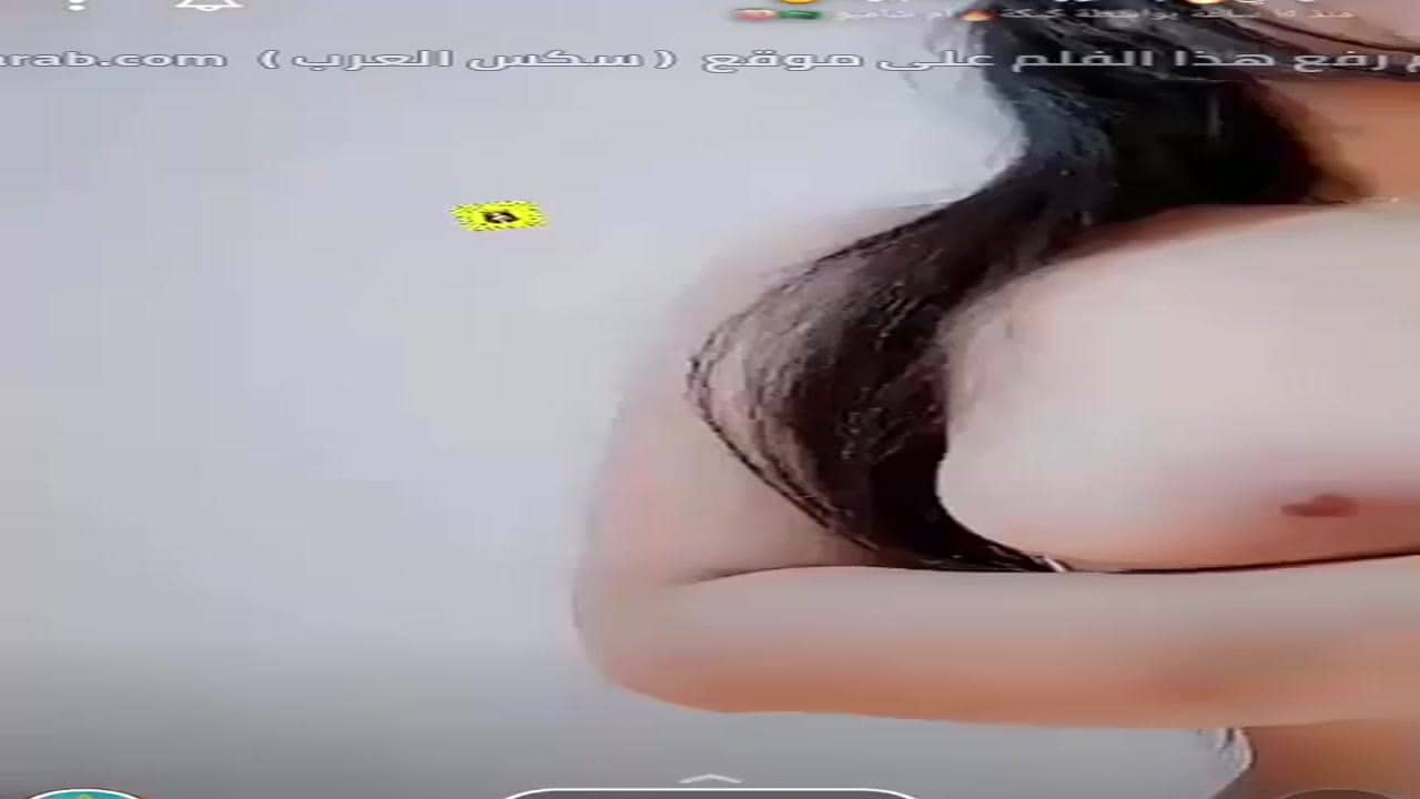 ام شامبو السعودية تنيك طيزها بعلبة الشامبو